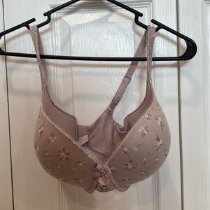 Victoria Secret - Body by Victoria perfect shape bra, lilac, size 34DDD, VGUC